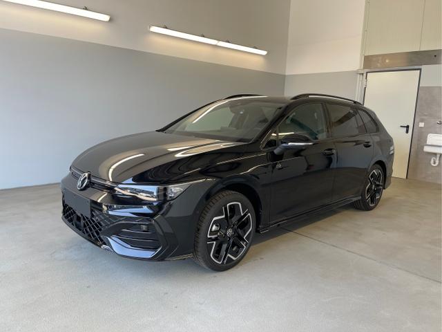 Volkswagen / Golf Variant / Schwarz / / / 150PS DSG+Black Style+AHK
