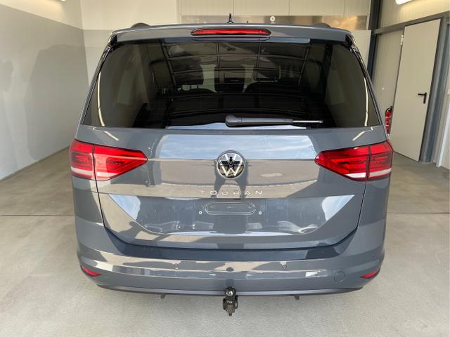 Volkswagen / Touran / Grau / / / 7Si+IQ.Light+TrailerAss+Cam
