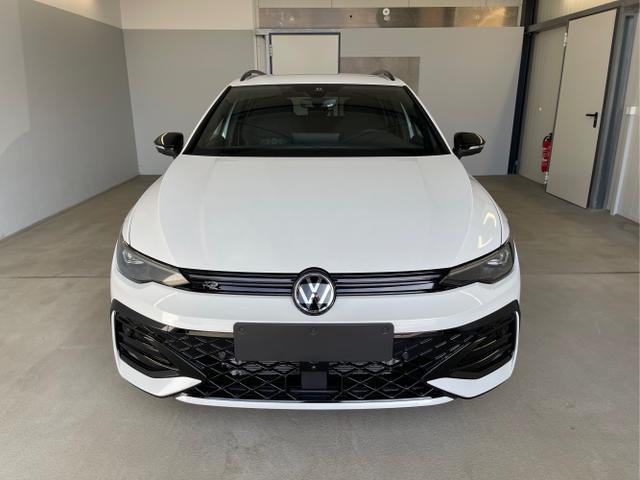 Volkswagen / Golf Variant / Weiß / / / 150PS DSG+Black Style+AHK