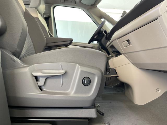 Volkswagen / T7 California / Grau / / / TDI DSG AHK+360°+Standheizung