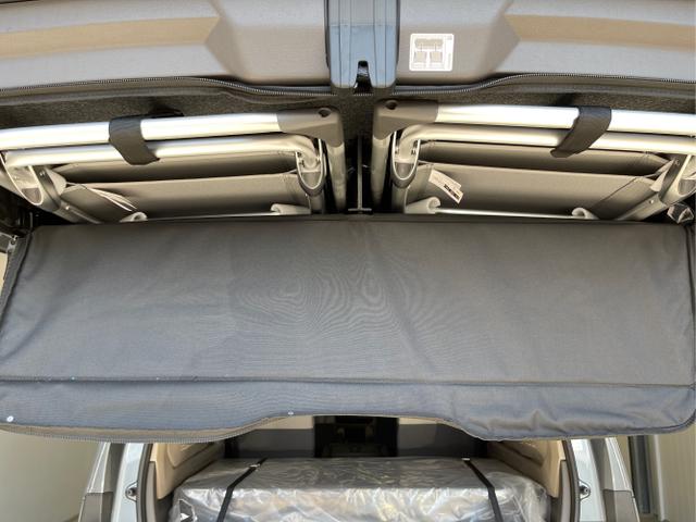Volkswagen / T7 California / Grau / / / TDI DSG AHK+360°+Standheizung