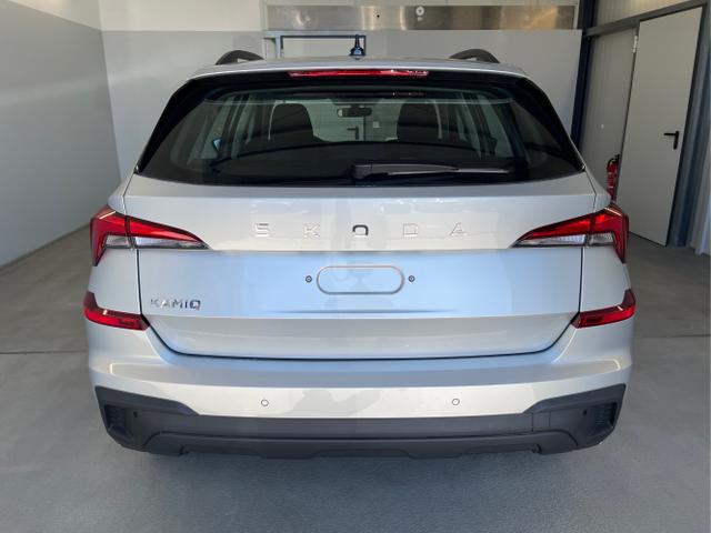 Skoda / KAMIQ / Silber / / / 115PS AHK+Sitzheizung