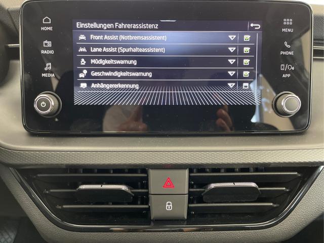 Skoda / KAMIQ / Silber / / / 115PS AHK+Sitzheizung
