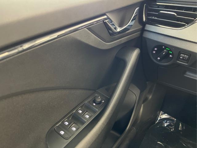 Skoda / KAMIQ / Silber / / / 115PS AHK+Sitzheizung