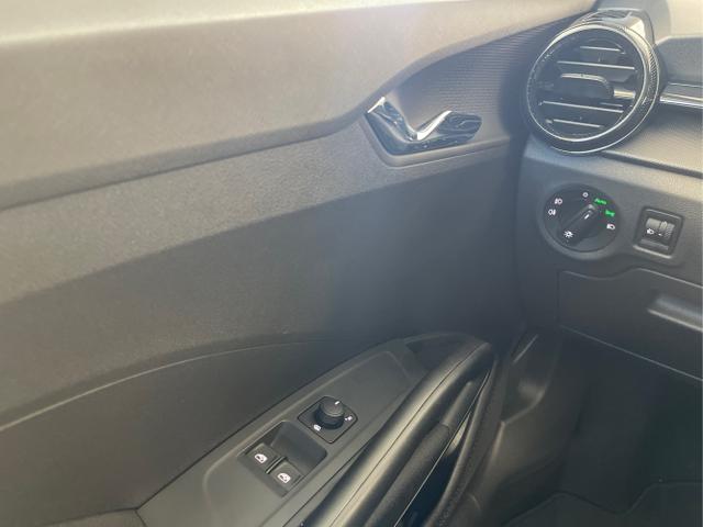 Skoda / Fabia / Blau / / / 95PS Sitzheizung + App Connect