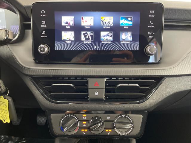 Skoda / Scala / Weiß / / / 115PS AHK+App-Connect+Garantie 5 Jahre
