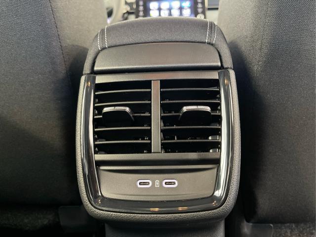 Skoda / Scala / Weiß / / / 115PS AHK+App-Connect+Garantie 5 Jahre