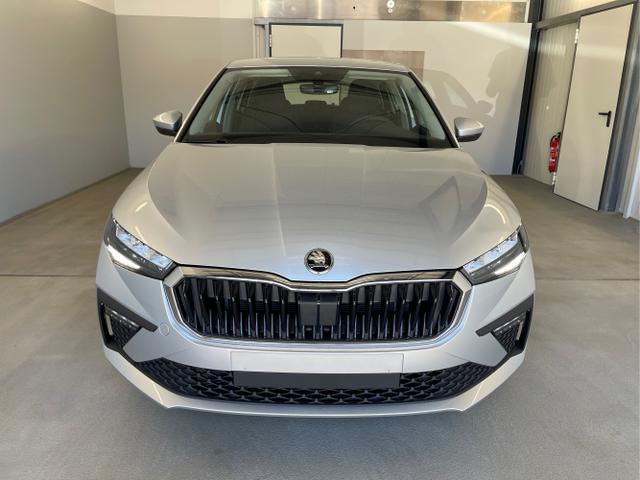 Skoda / Scala / Silber / / / 115PS AHK+App-Connect+Garantie 5 Jahre
