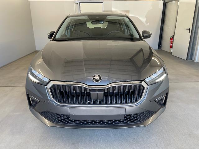 Skoda / Scala / Grau / / / 115PS AHK+App-Connect+Garantie 5 Jahre