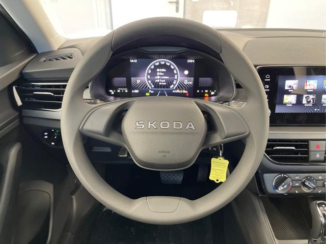 Skoda / Scala / Weiß / / / 115PS DSG AHK+Sitzheizung