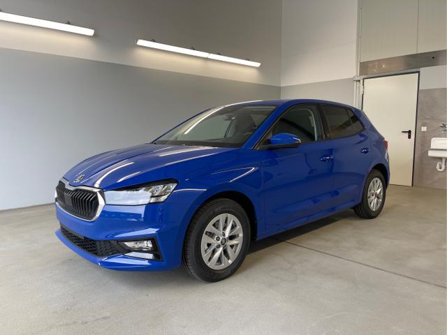 Skoda / Fabia / Blau / / / 115PS DSG AHK+Kessy+Kamera