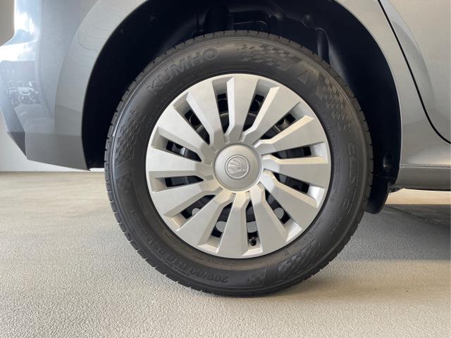 Skoda / KAMIQ / Grau / / / 95PS Sitzheizung+App-Connect
