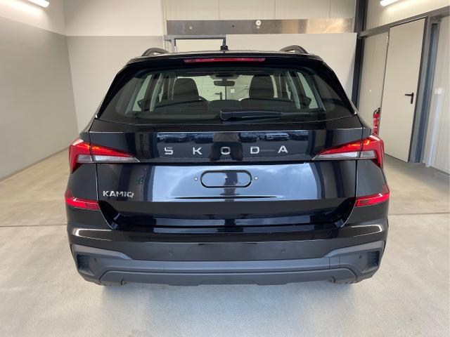 Skoda / KAMIQ / Schwarz / / / 95PS Sitzheizung+App-Connect