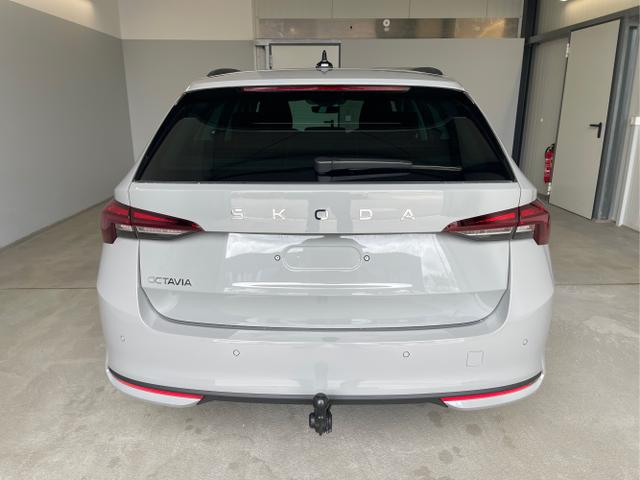 Skoda / Octavia Combi / Grau / / / DSG AHK+Sitzheizung+App Connect