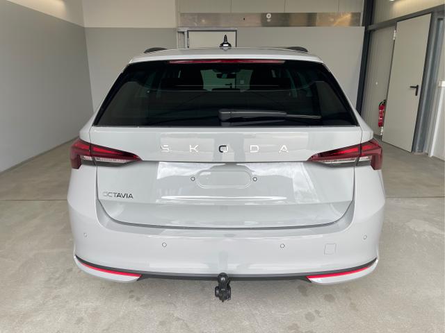 Skoda / Octavia Combi / Grau / / / DSG AHK+Sitzheizung+App Connect
