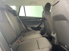 Skoda Octavia Combi Essence 150 PS DSG AHK+Sitzheizung+App-Connect 