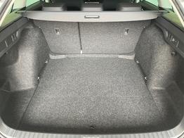 Skoda Octavia Combi Essence 150 PS DSG AHK+Sitzheizung+App-Connect 