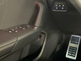 Cupra Formentor 1.5 TSI DSG AHK+Keyless+Navi+GV5+360&deg;+eHeck+ACC+Alu18+Travel 