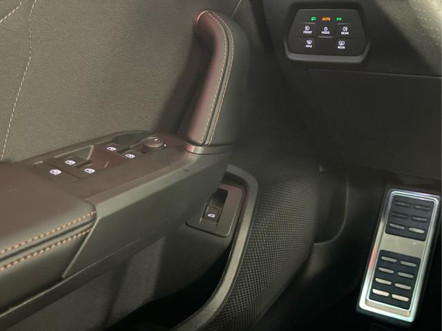 Cupra / Formentor / Schwarz / / / 150 PS DSG Kessy+Navi