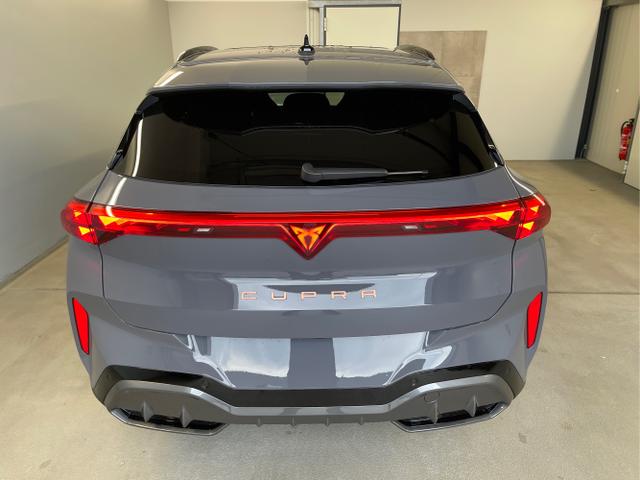 Cupra / Terramar / Grau / / / 4Drive Pano+AKEBONO+Matrix+AHK+Stdhz+20 Zoll