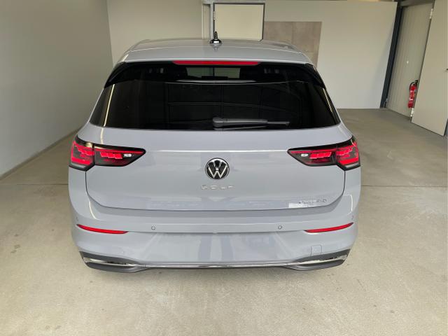 Volkswagen / Golf / Grau / / / eHybrid IQ.Light+Navi+Travel Assist
