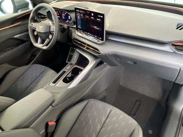 Cupra / Terramar / Schwarz / / / 4Drive Pano+AKEBONO+Matrix+AHK+Stdhz+20 Zoll