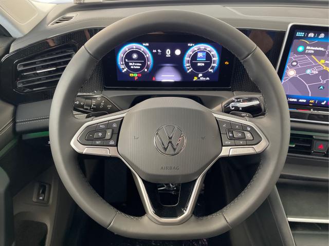 Volkswagen / Tiguan / Grau / / / 150PS DSG 360°Kamera+IQ.Light