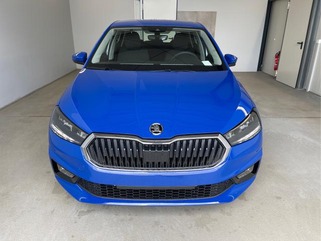 Skoda / Fabia / Blau / / / 115PS Sitzheizung + App Connect