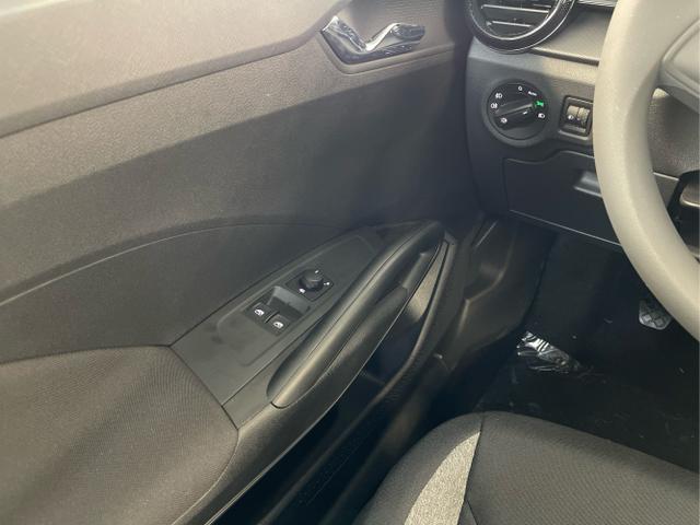 Skoda / Fabia / Blau / / / 115PS Sitzheizung + App Connect