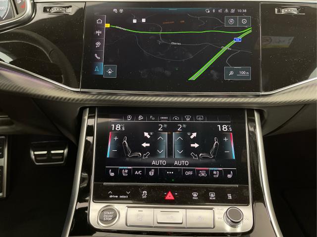 Audi / Q8 / Grau / / / S line STHZ+Pano+AHK+HUD