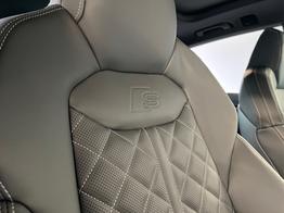 Audi Q8 50 TDI quattro S line Alu23+Raute+Massage+Laser+360°+Stdhz+Pano+AHK+HUD+OLED 