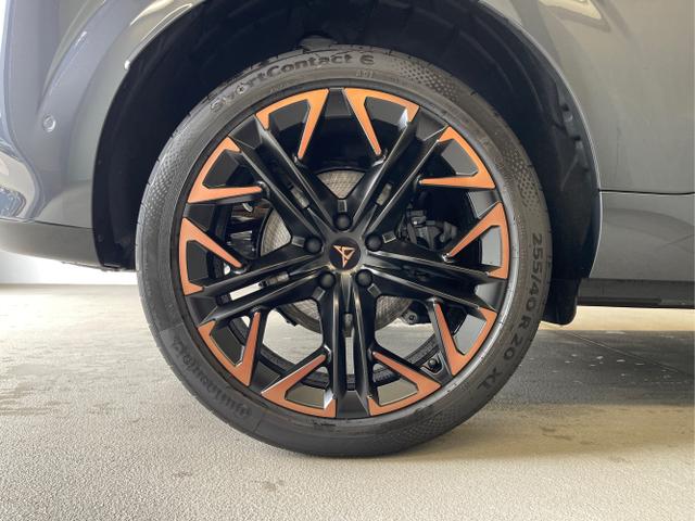 Cupra / Terramar / Grau / / / 4Drive Pano+AKEBONO+Matrix+AHK+Stdhz+20 Zoll