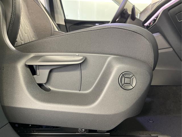 Volkswagen / Tiguan / Grau / / / 204PS DSG eHybrid IQ.Light+Navi