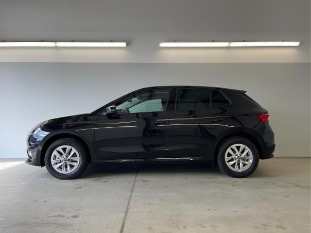 Skoda / Fabia / Schwarz / / / 115PS AHK+Kessy+Kamera