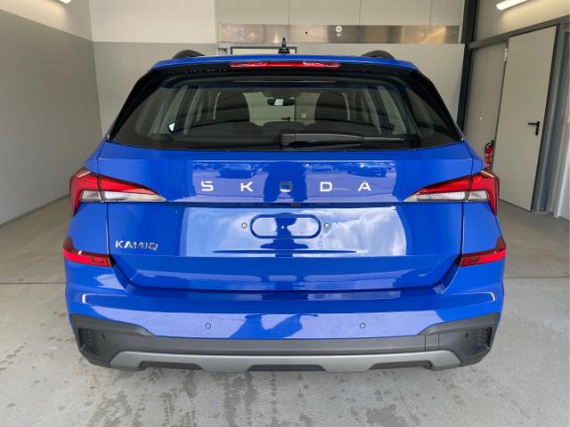Skoda / KAMIQ / Blau / / / 115PS AHK+Kessy