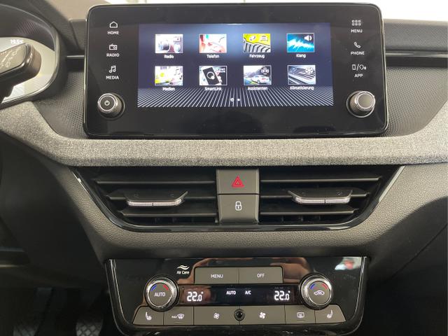Skoda / KAMIQ / Blau / / / 115PS AHK+Kessy