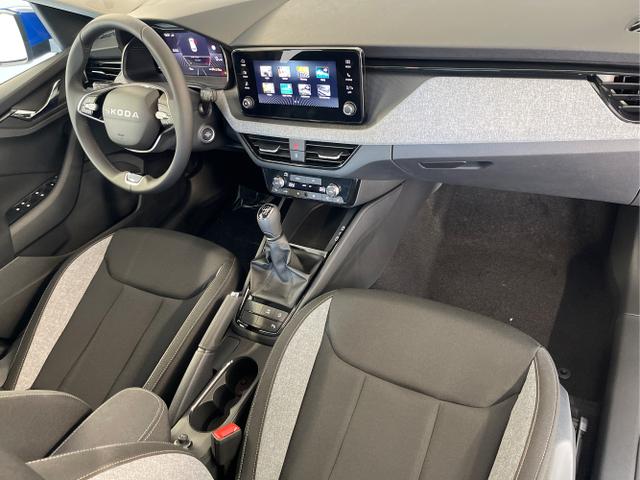 Skoda / KAMIQ / Blau / / / 115PS AHK+Kessy