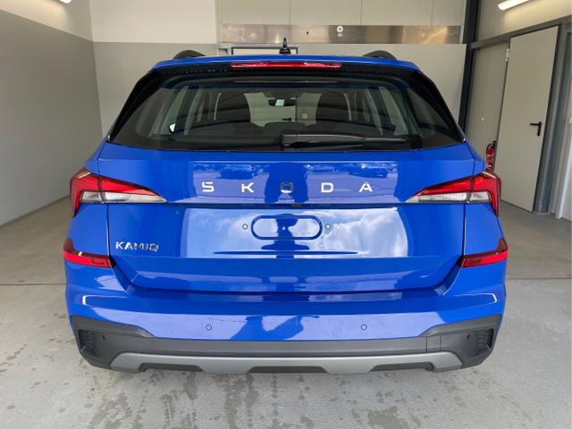 Skoda / KAMIQ / Blau / / / 115PS AHK+Kessy
