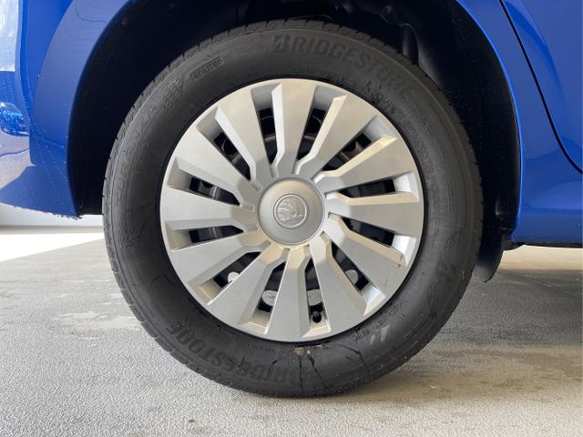 Skoda / KAMIQ / Blau / / / 115PS AHK+Kessy