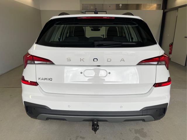 Skoda / KAMIQ / Weiß / / / 115PS AHK+Kessy