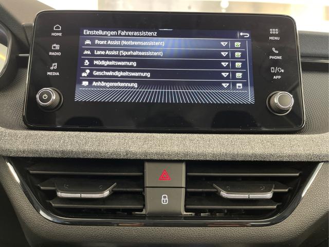 Skoda / KAMIQ / Weiß / / / 115PS AHK+Kessy