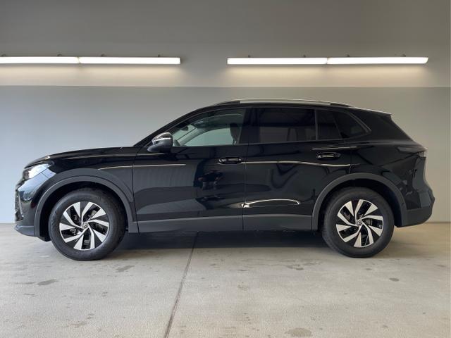 Volkswagen / Tiguan / Schwarz / / / 150PS DSG 360°Kamera+IQ.Light