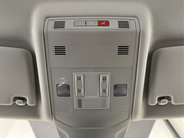 Volkswagen / T-Cross / Silber / / / 115PS AHK+Kamera+Kessy