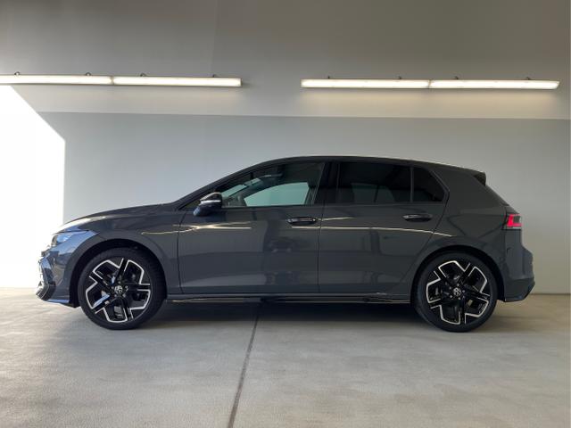 Volkswagen / Golf / Grau / / / 150PS DSG+Black Style
