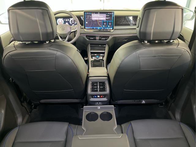 Volkswagen / Tayron / Grau / / / 193PS 7Sitz+Harman+Pano+AHK+20+Stdhz+Leder+NaviPro