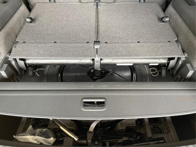 Volkswagen / Tayron / Grau / / / 193PS 7Sitz+Harman+Pano+AHK+20+Stdhz+Leder+NaviPro