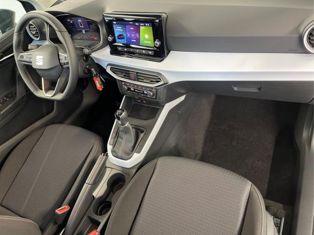 Seat / Arona / Blau / / / 115PS AHK+Sitzheiz+Climatronic