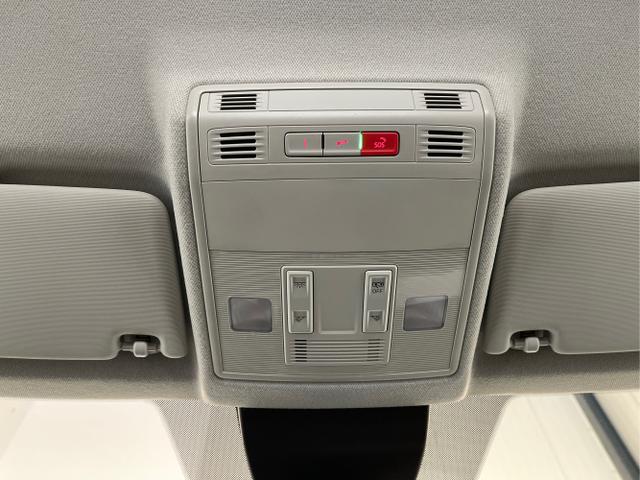 Seat / Arona / Grau / / / 115PS AHK+Sitzheiz+Climatronic