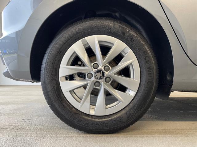 Skoda / Fabia / Grau / / / 115PS DSG Alu+AHK+Kessy+Kamera+GV5