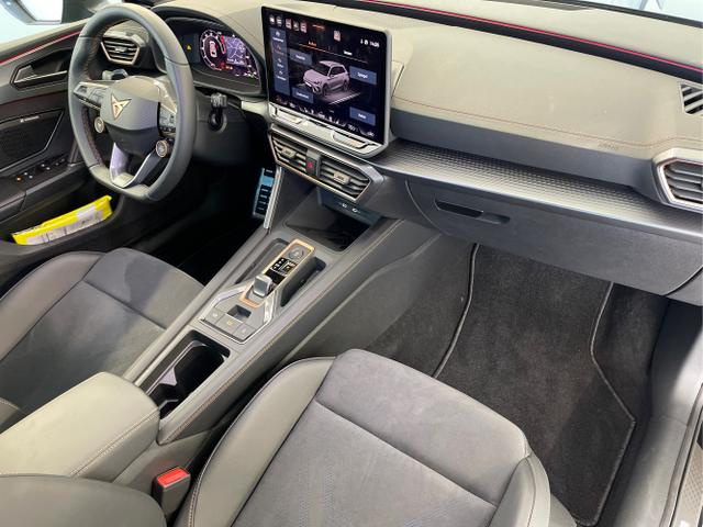 Cupra / Leon Sportstourer / / / / 